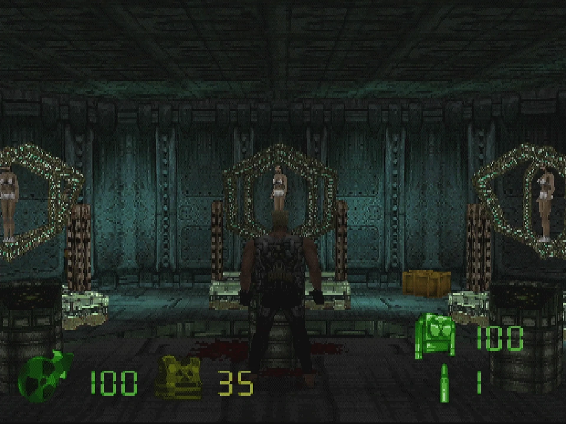 Duke Nukem: Land of the Babes - Silverbacks Versteck, Babes in drehender Vorrichtung